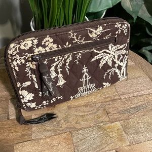 Vera Bradley Wristlet/Wallet